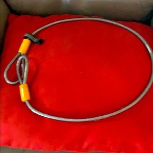 ON GUARD CHAIN POLICE BEAST FOR LOCK BNWOT